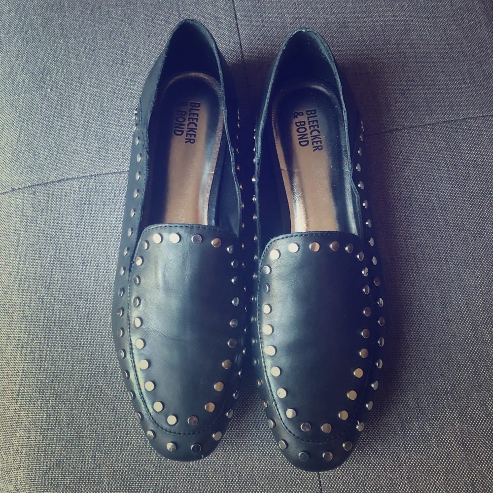 NWOT black studded loafers